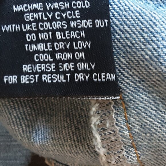 W118 by Walter Baker Distressed Jean Jacket Size Small - Picture 14 of 14